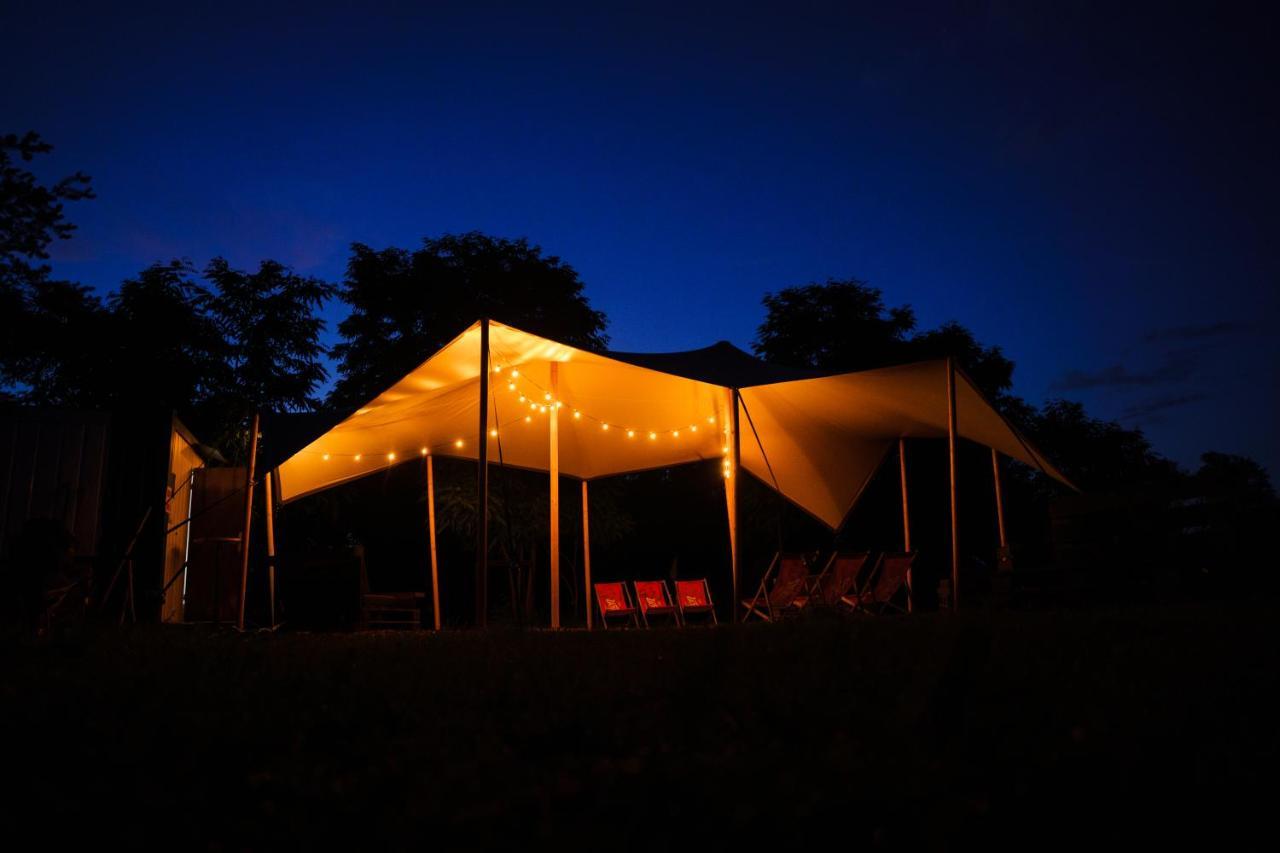 Camping @ Nogometni Golf Ljubljana Hotel Eksteriør billede